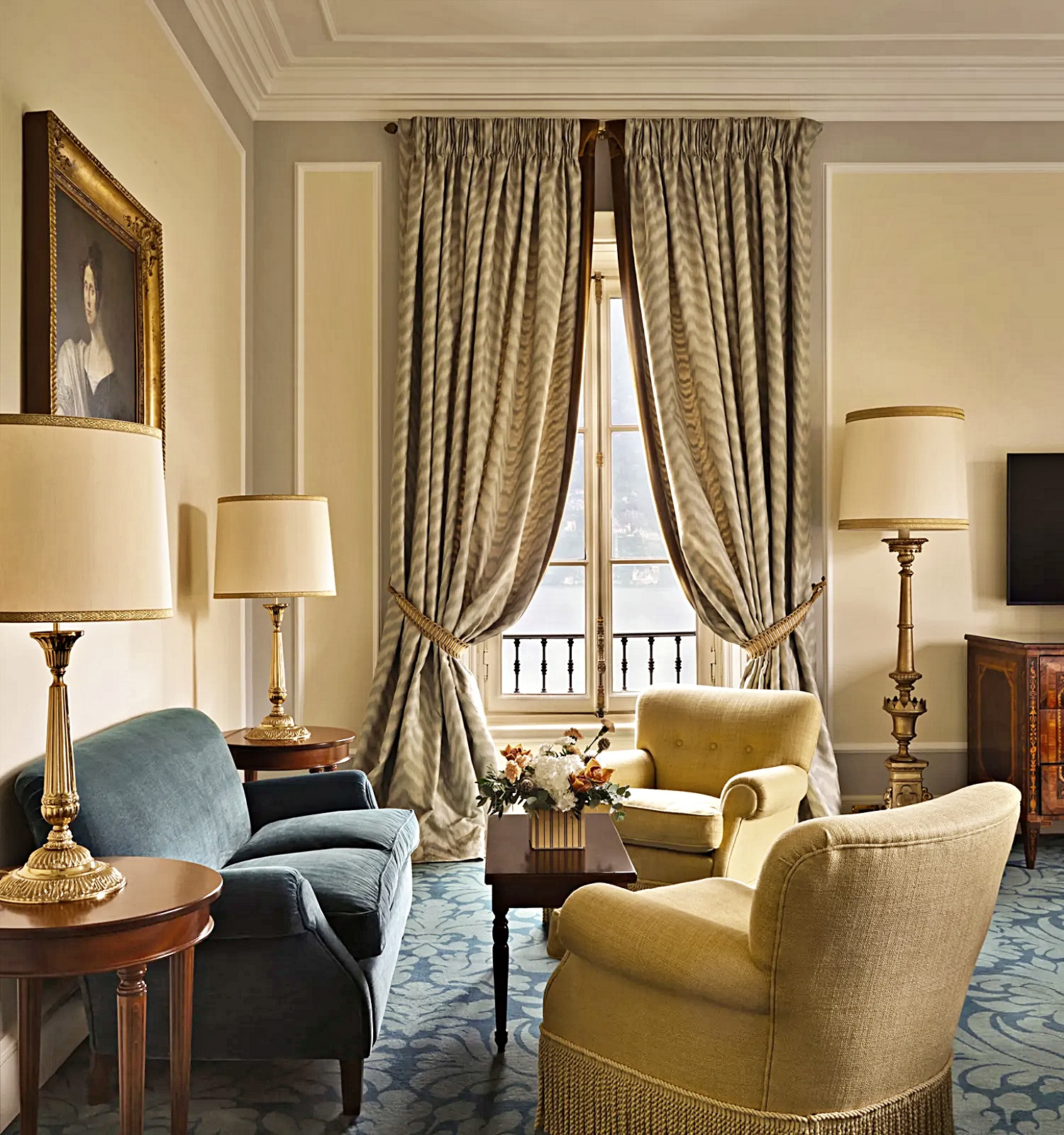 주니어 스위트 레이크뷰