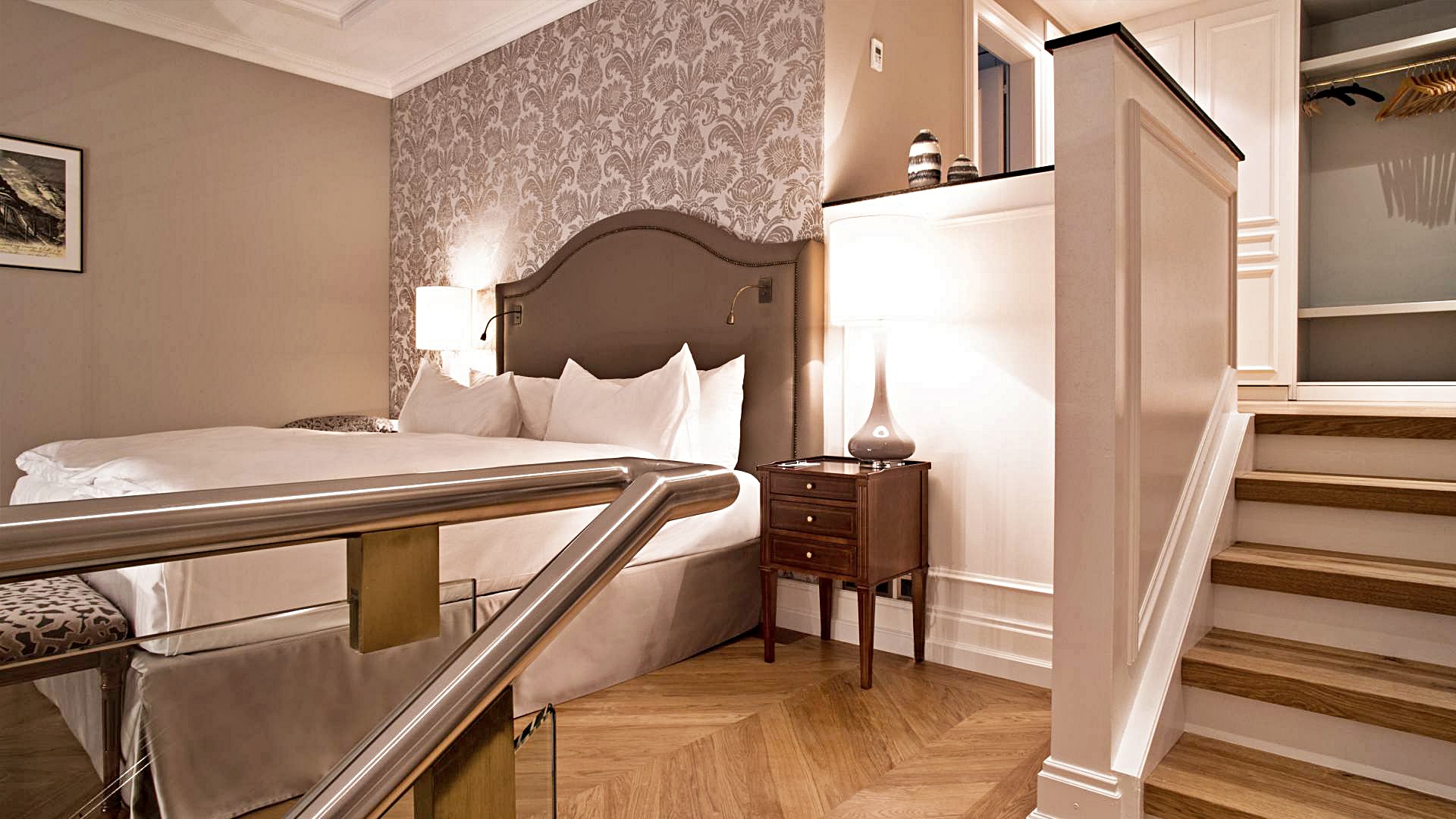 디럭스 듀플렉스 스위트