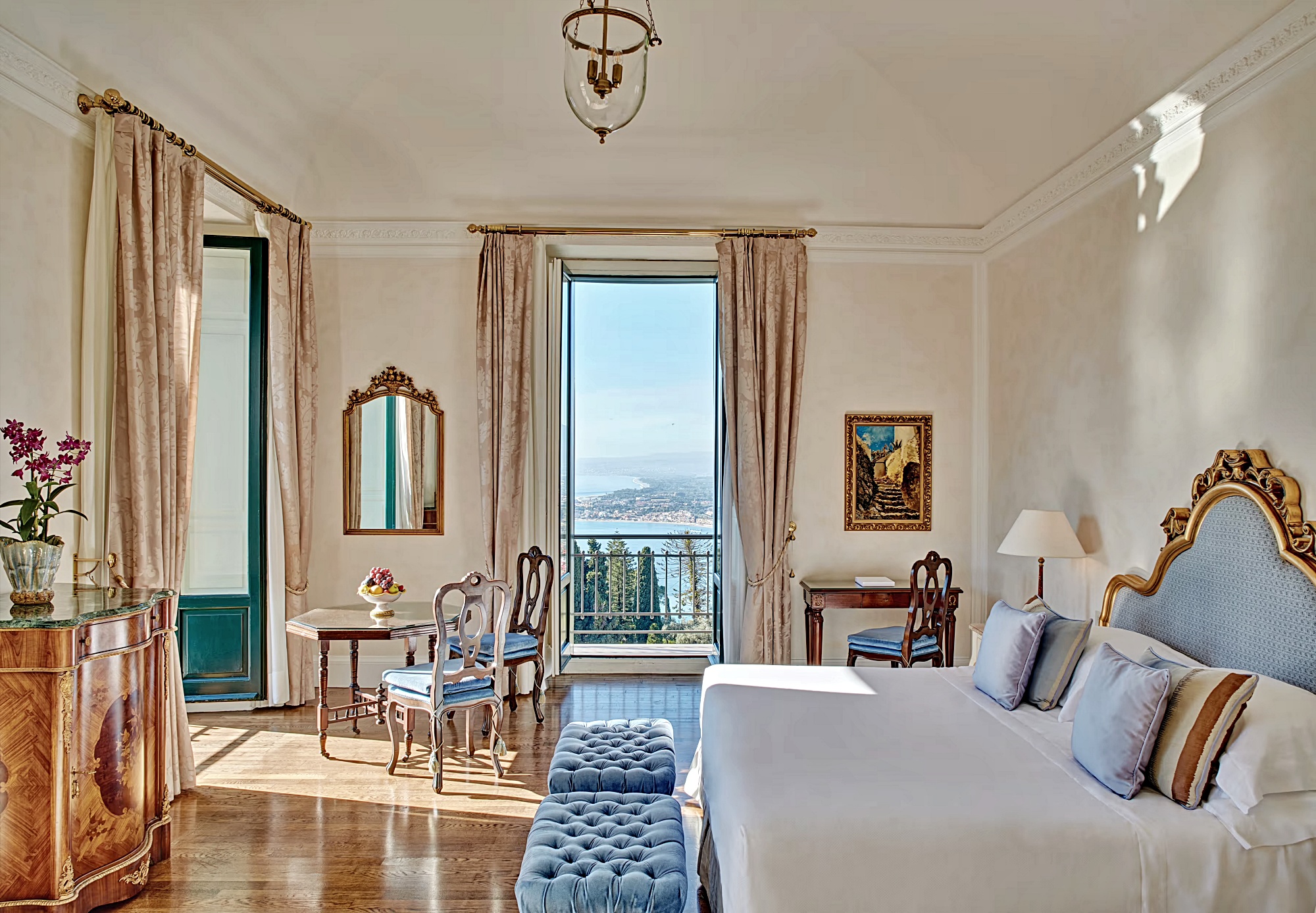 프리미엄 씨뷰 주니어 스위트 with 발코니 or 테라스