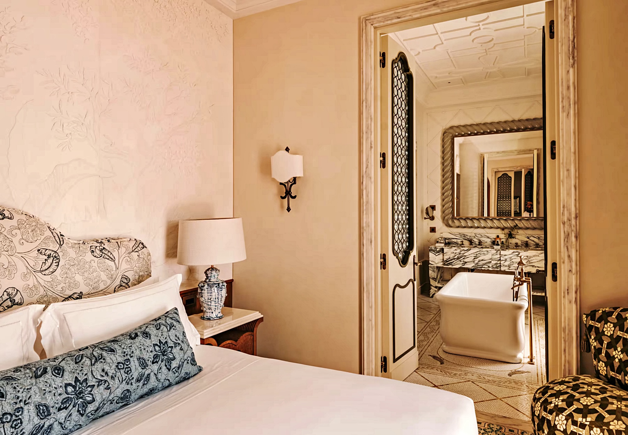 트레벨리안 스위트