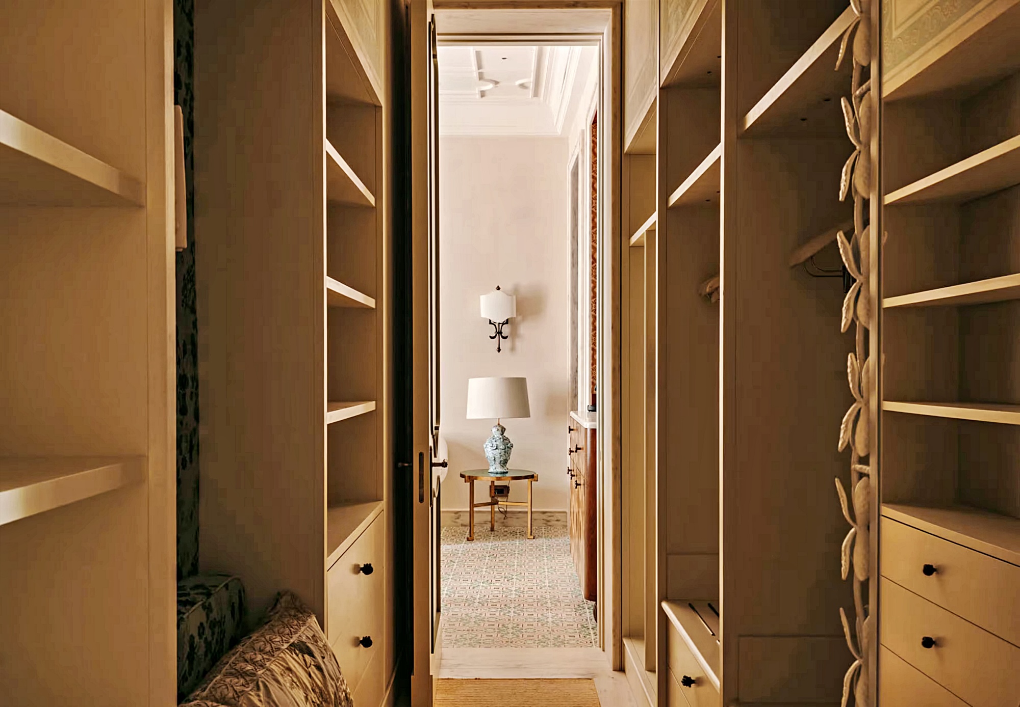 트레벨리안 스위트