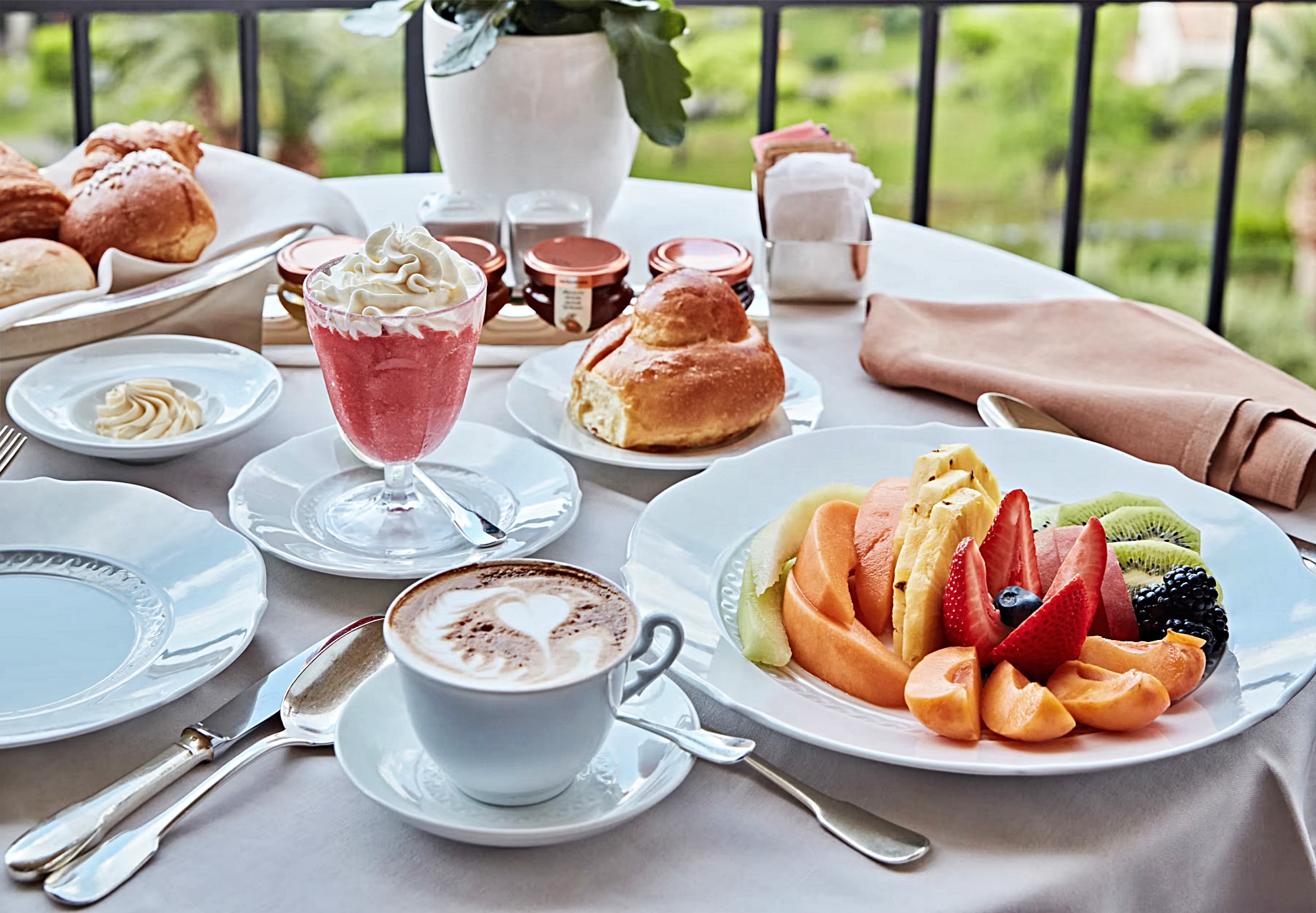 디럭스 씨뷰 with 발코니 or 테라스