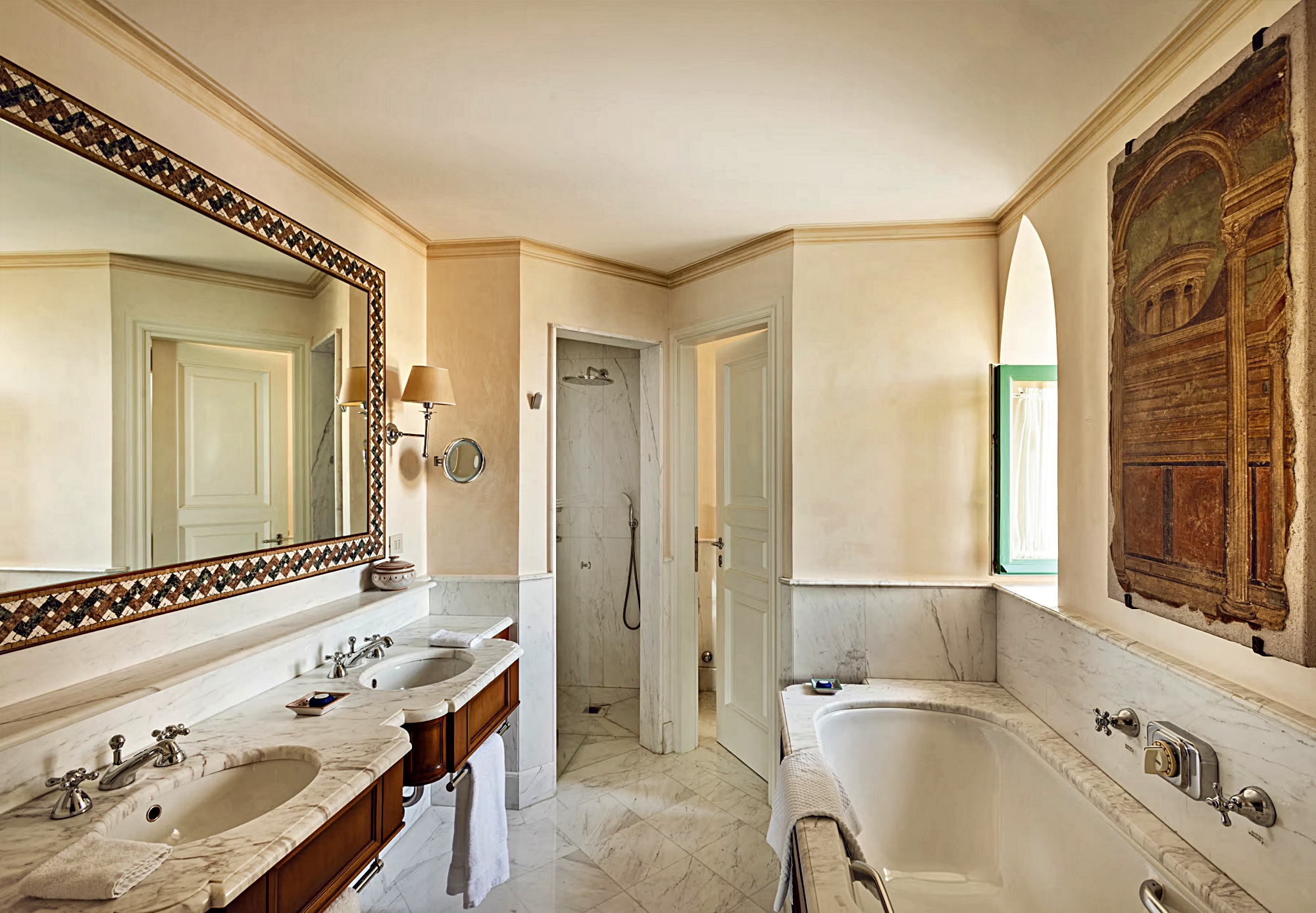 디럭스 씨뷰 주니어 스위트 위드 발코니