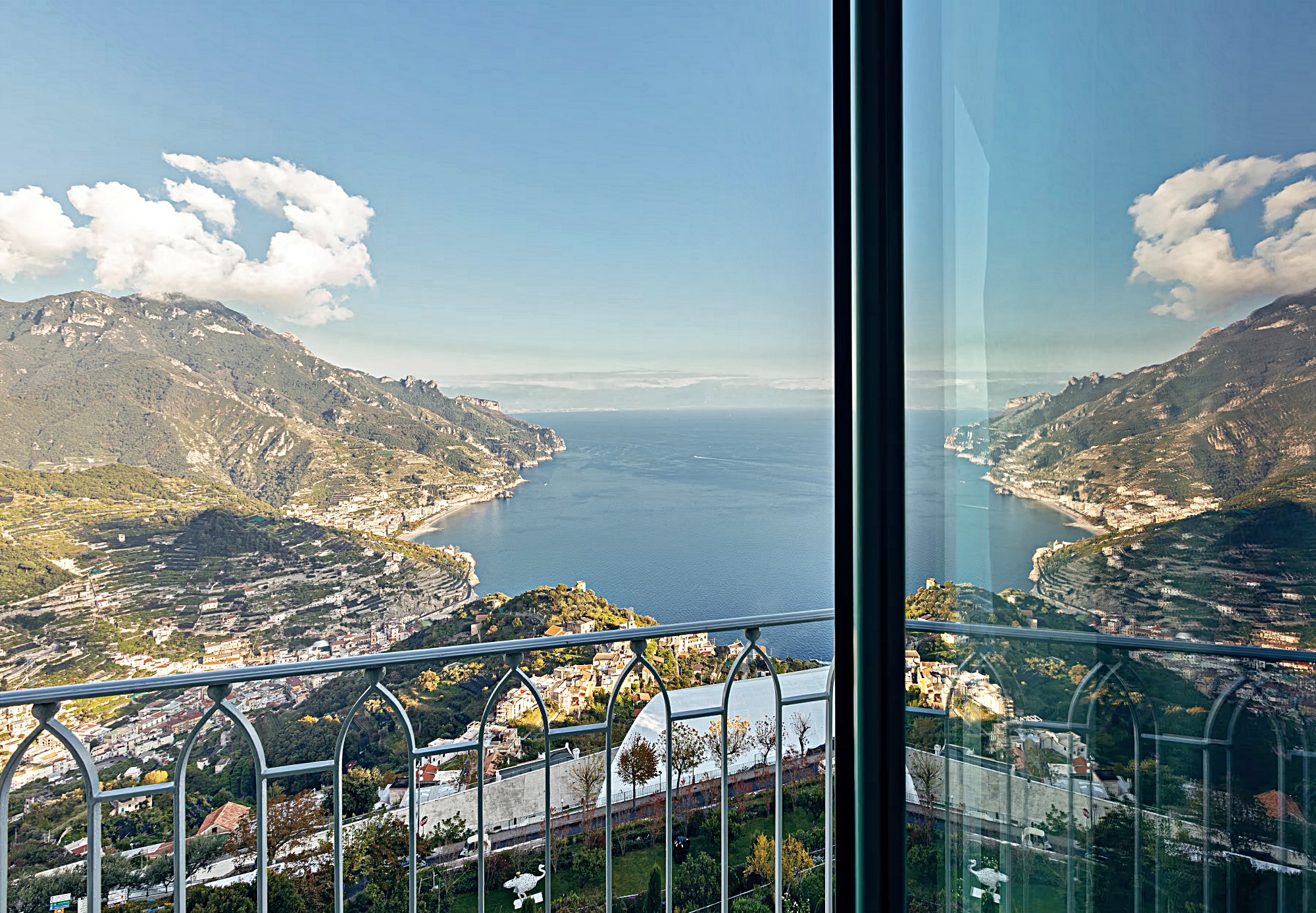 디럭스 씨뷰 주니어 스위트 위드 발코니