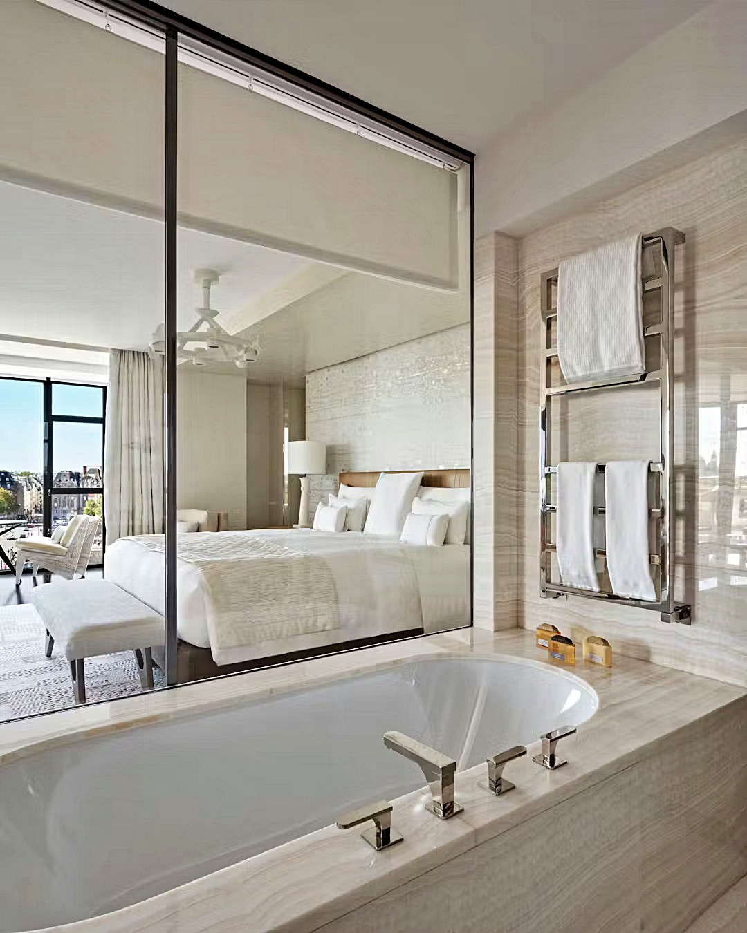 노트르담 스위트