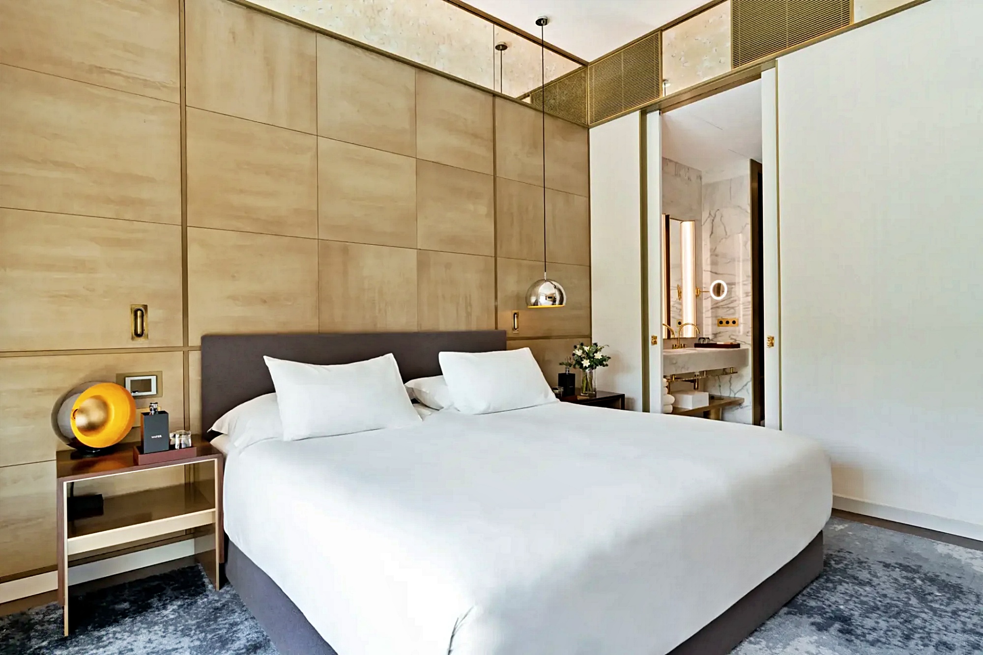 알마낙 룸 위드 발코니